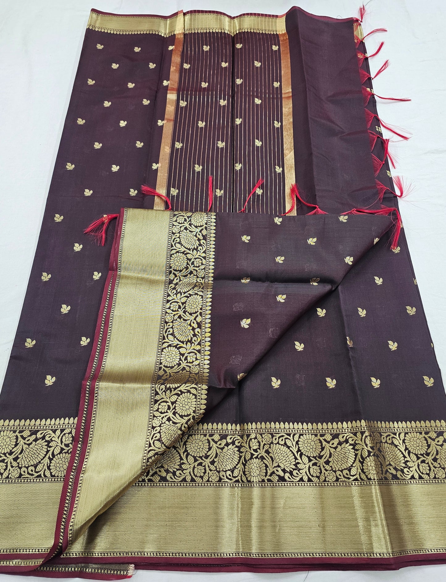 Kanchipuram Blended Fancy Butta Silk saree 001