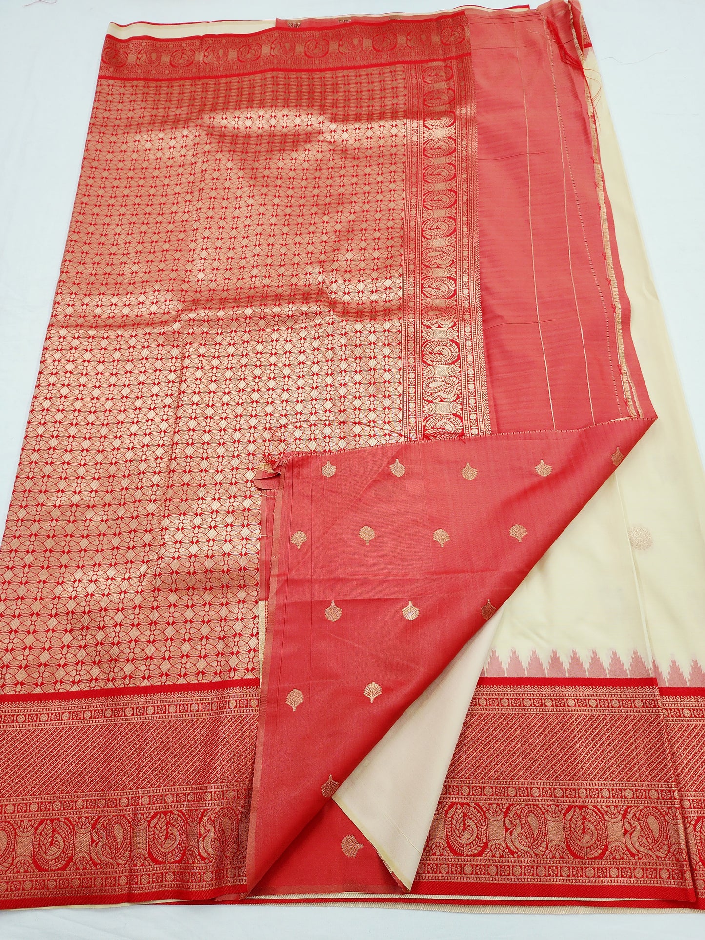 Kanchipuram Blended Vintage Korvai SilkSaree 001