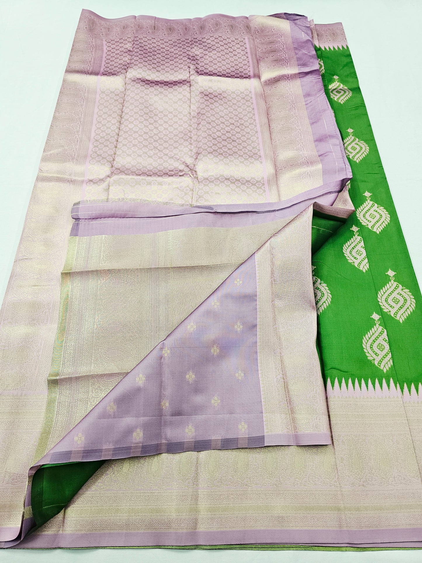 Kanchipuram Blended Fancy Butta Silk Saree 018