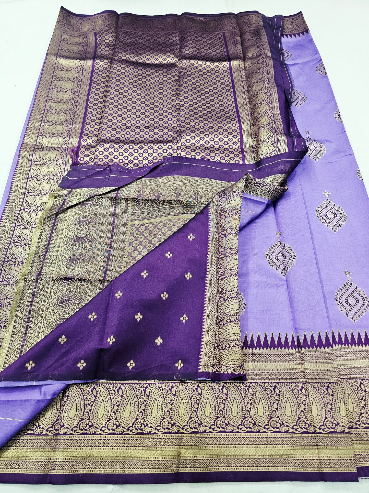 Kanchipuram Blended Fancy Butta Silk Saree 027