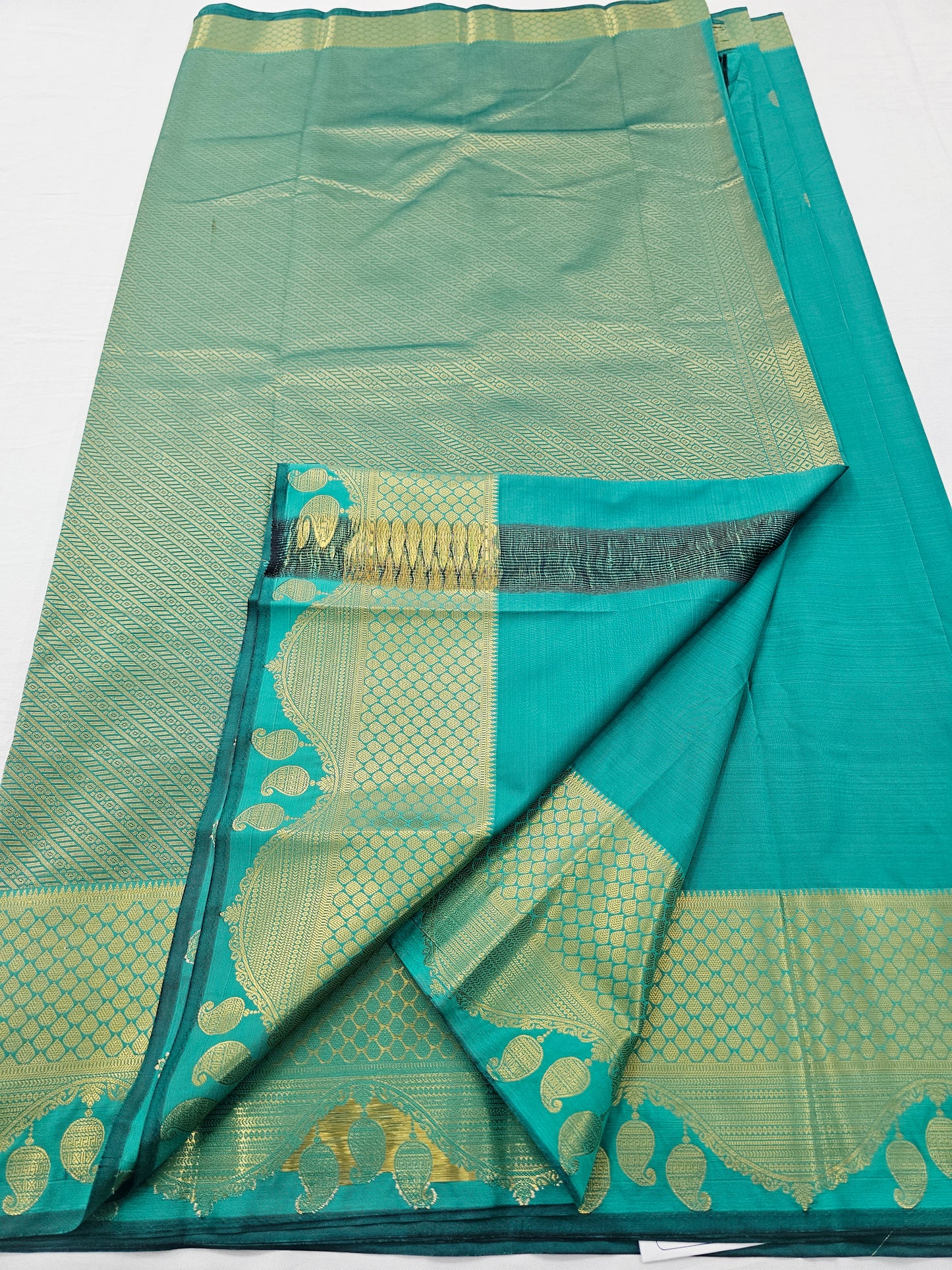 Kanchipuram Blended Self Butta Silk Saree 016