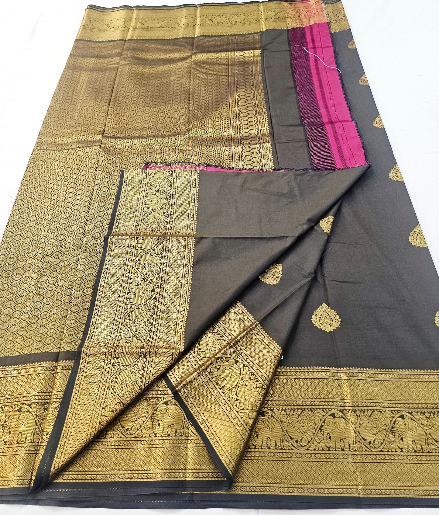 Kanchipuram Blended Self Butta Silk Saree 017