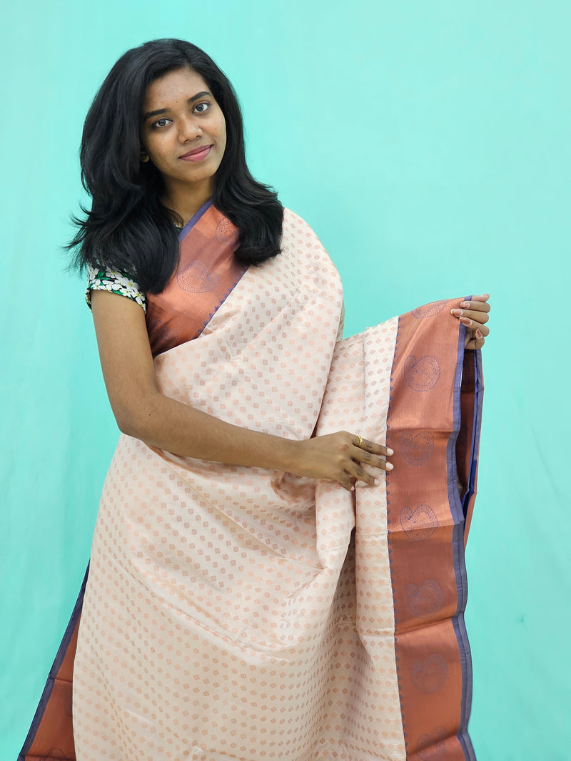 Kanchipuram Blended Trending Silk Saree 072