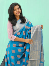 Kanchipuram Blended Trending Silk Saree 131