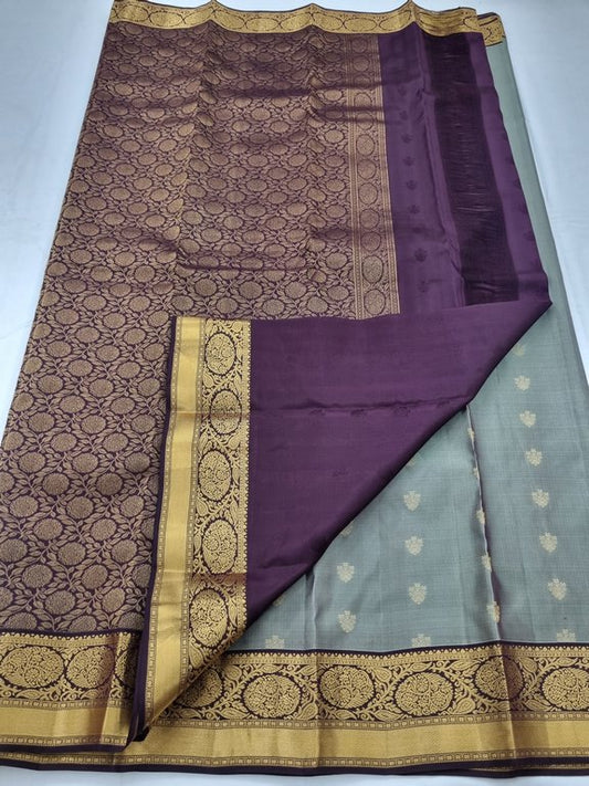 Gold And Maroon Kanchipuram Pure Silk Saree With Floral Motif – Kanchipuram Lakshaya Silks