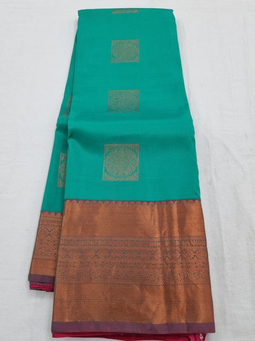 Maroon And Light brown Kanchipuram Pure Silk Saree With Paisley Motif – Kanchipuram Lakshaya Silks