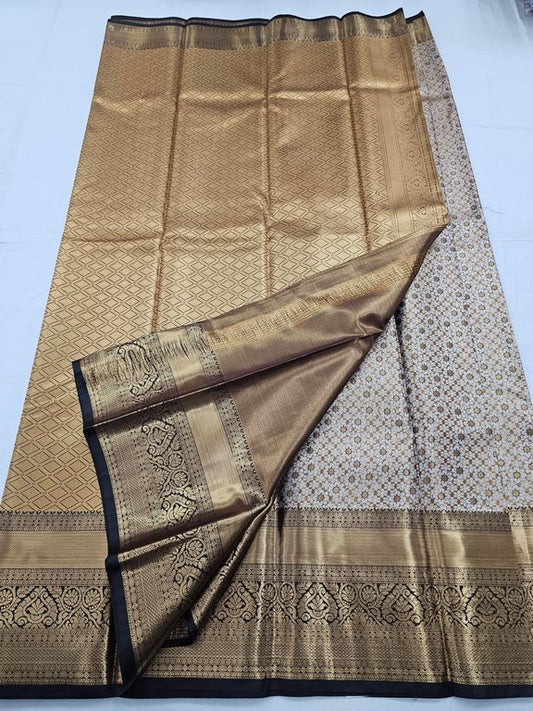 Gold And Black Kanchipuram Pure Silk Saree With Floral Design On Border – Kanchipuram Lakshaya Silks