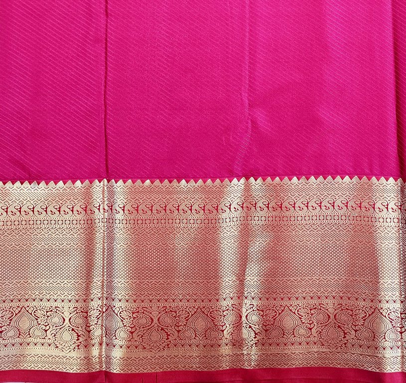 Trendy Kanchipuram Blended Vintage Bridal Silk Sarees 069