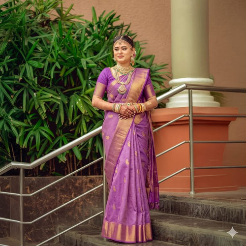 Purple And Gold Kanchipuram Handloom Pure Silk Saree With Paisley Motif