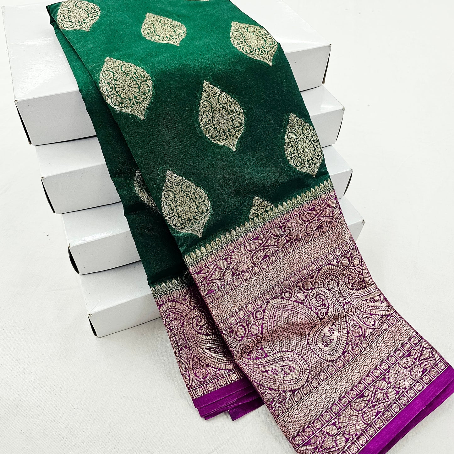 Kanchipuram Blended Fancy Butta Silk Saree 060