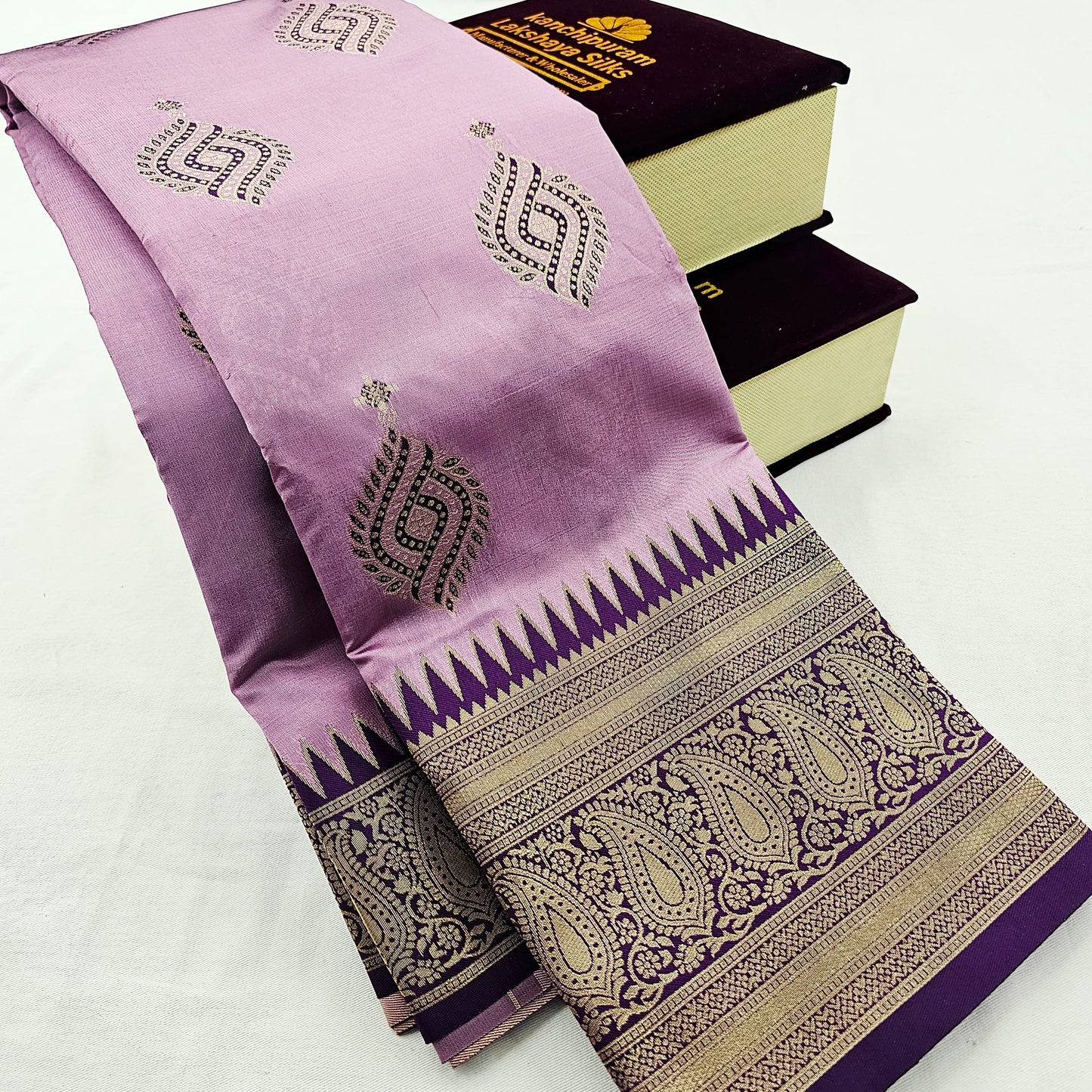 Kanchipuram Blended Fancy Butta Silk Saree 019