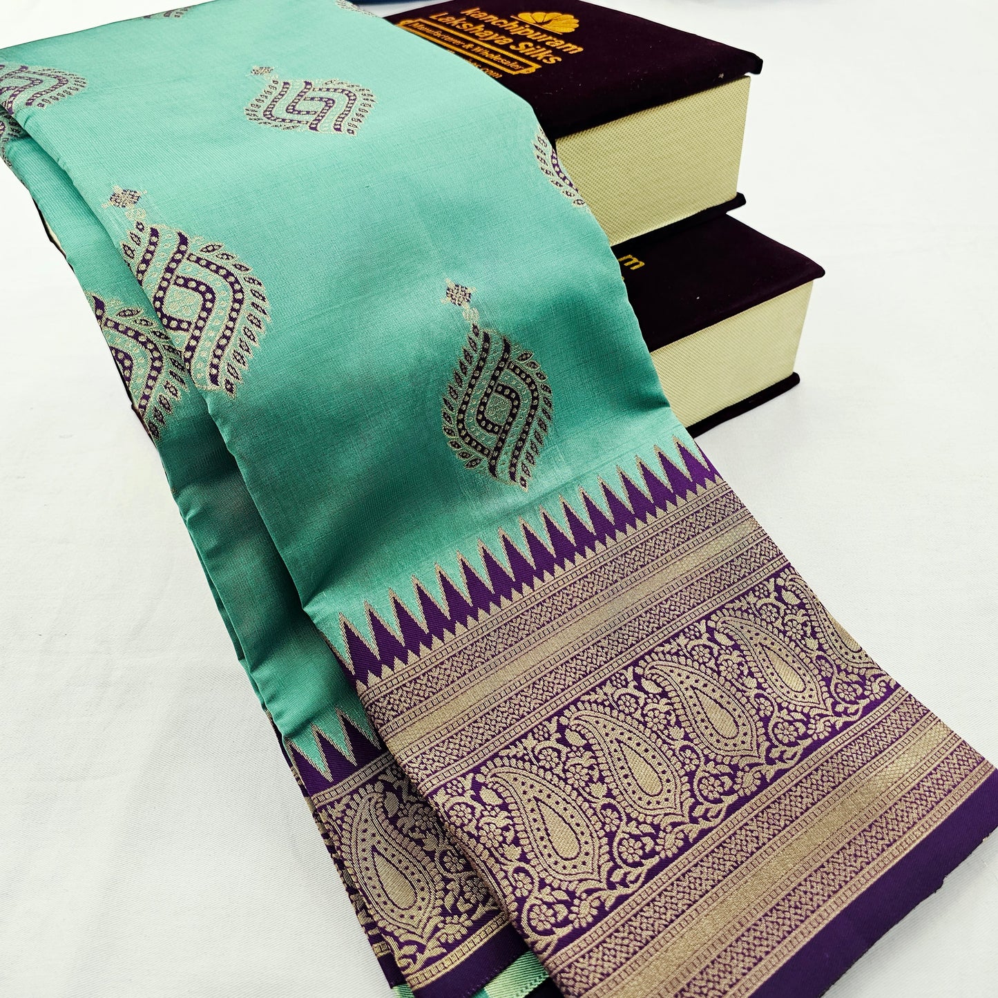 Kanchipuram Blended Fancy Butta Silk Saree 020