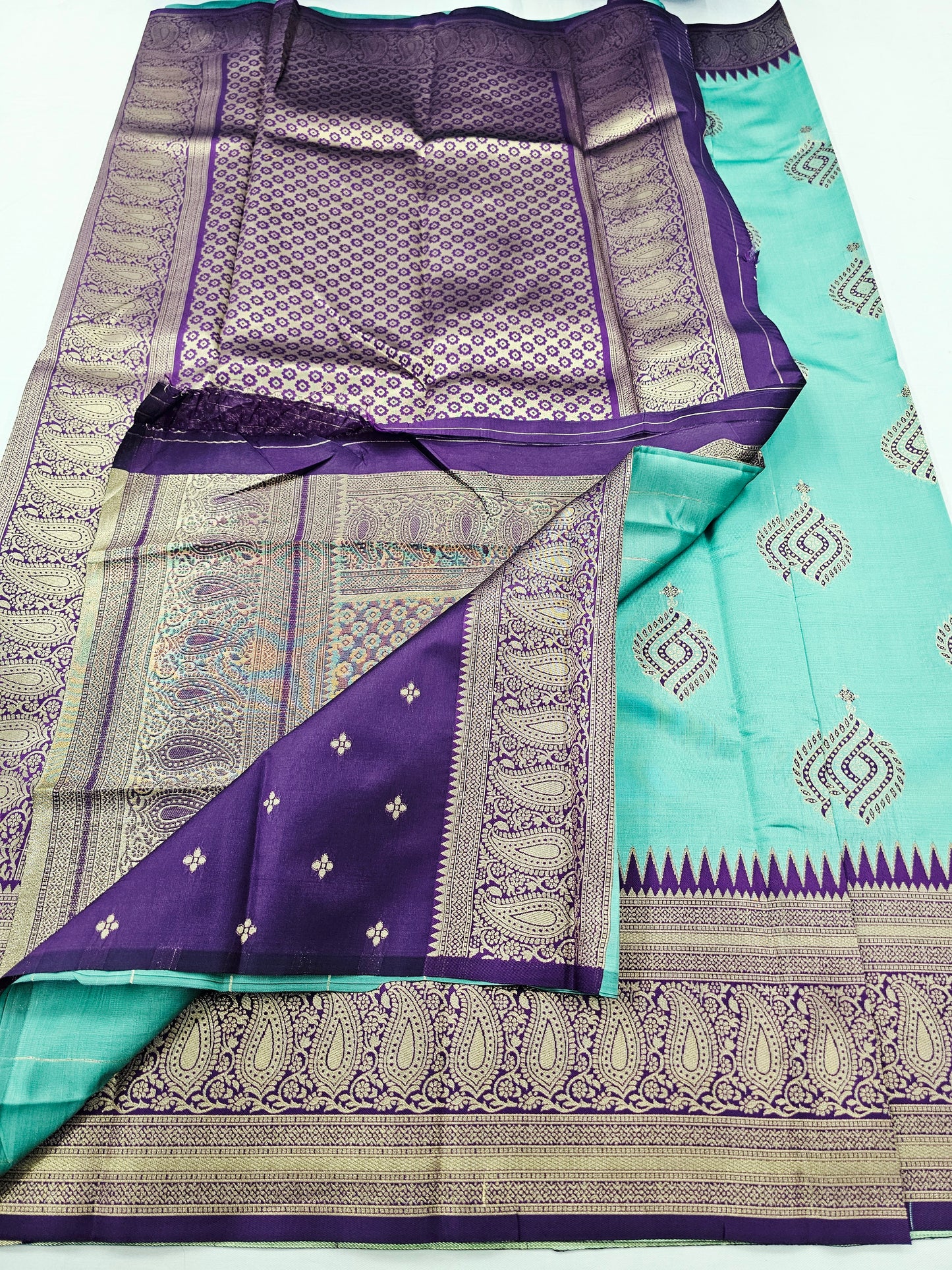 Kanchipuram Blended Fancy Butta Silk Saree 020