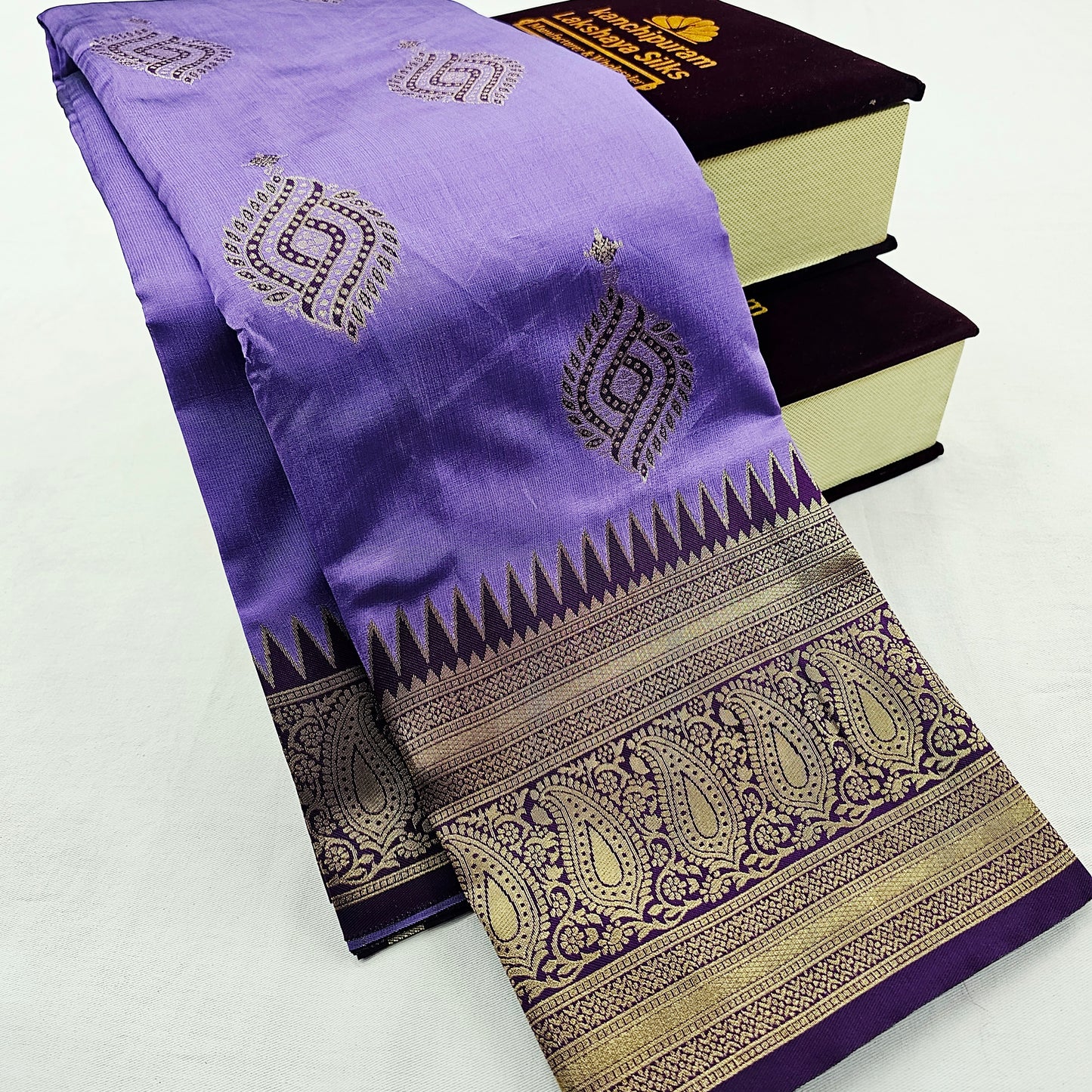 Kanchipuram Blended Fancy Butta Silk Saree 027