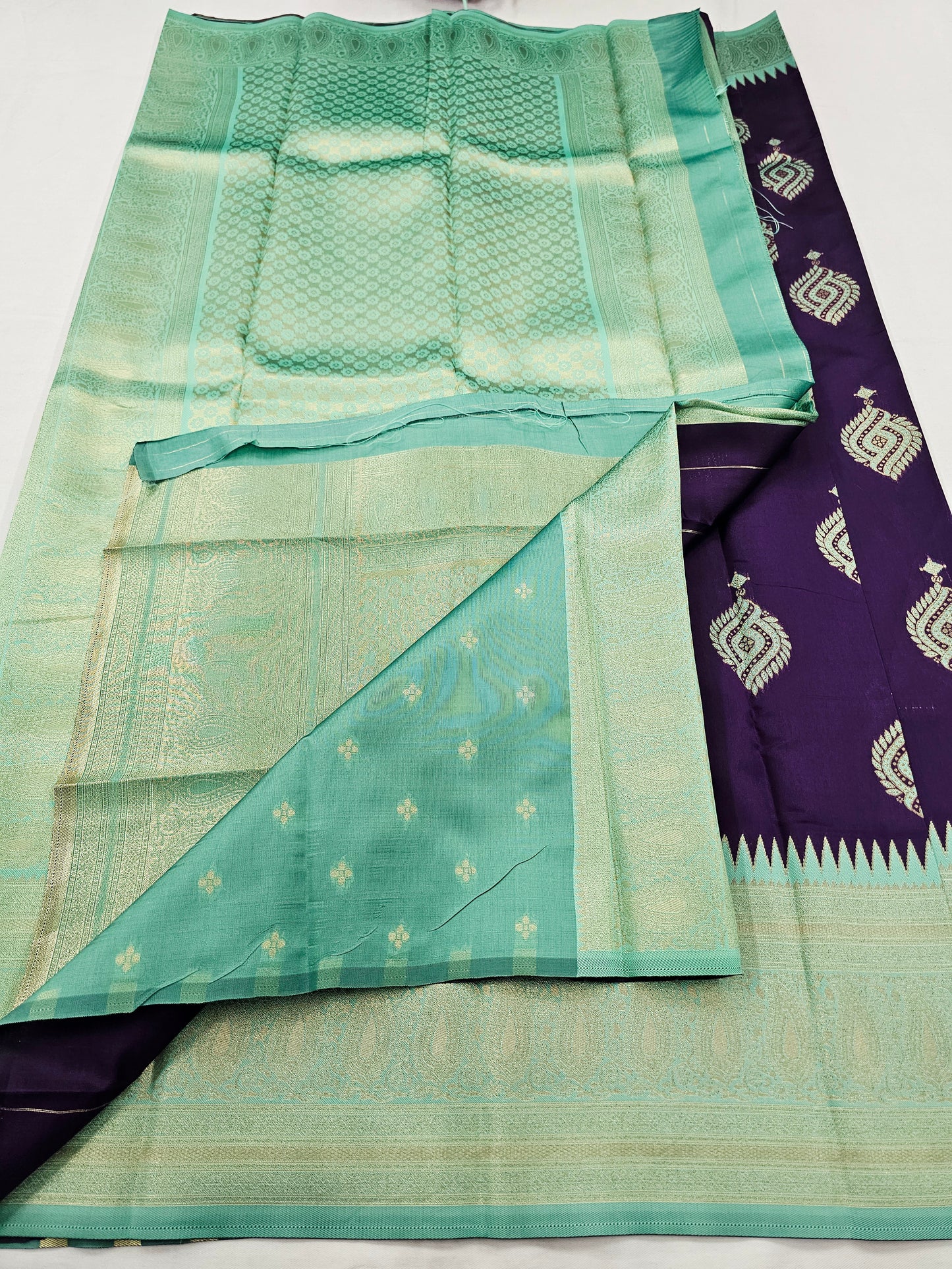 Kanchipuram Blended Fancy Butta Silk Saree 028