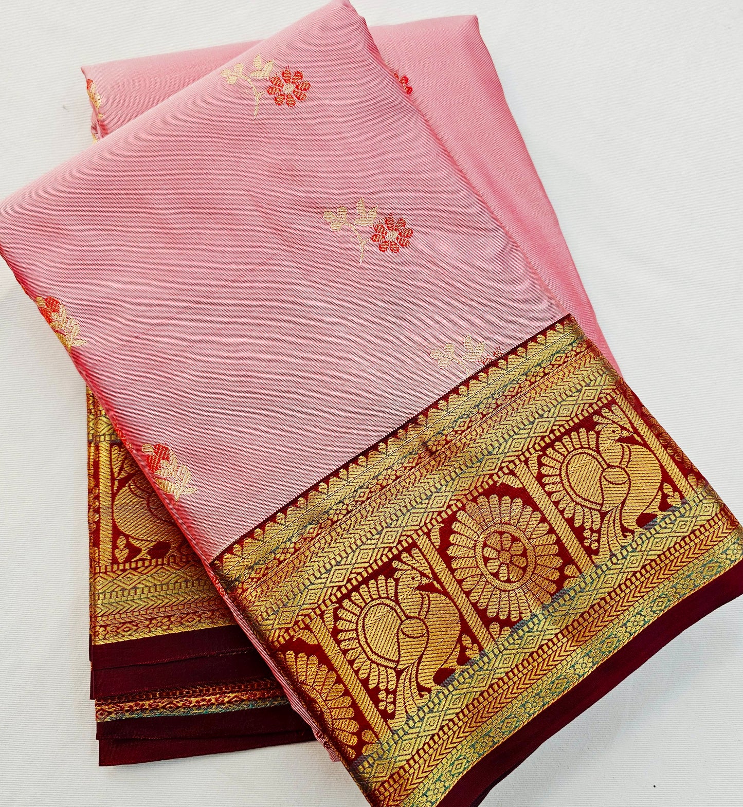 Kanchipuram Blended Vintage Multi-colour Border Silk Saree 009