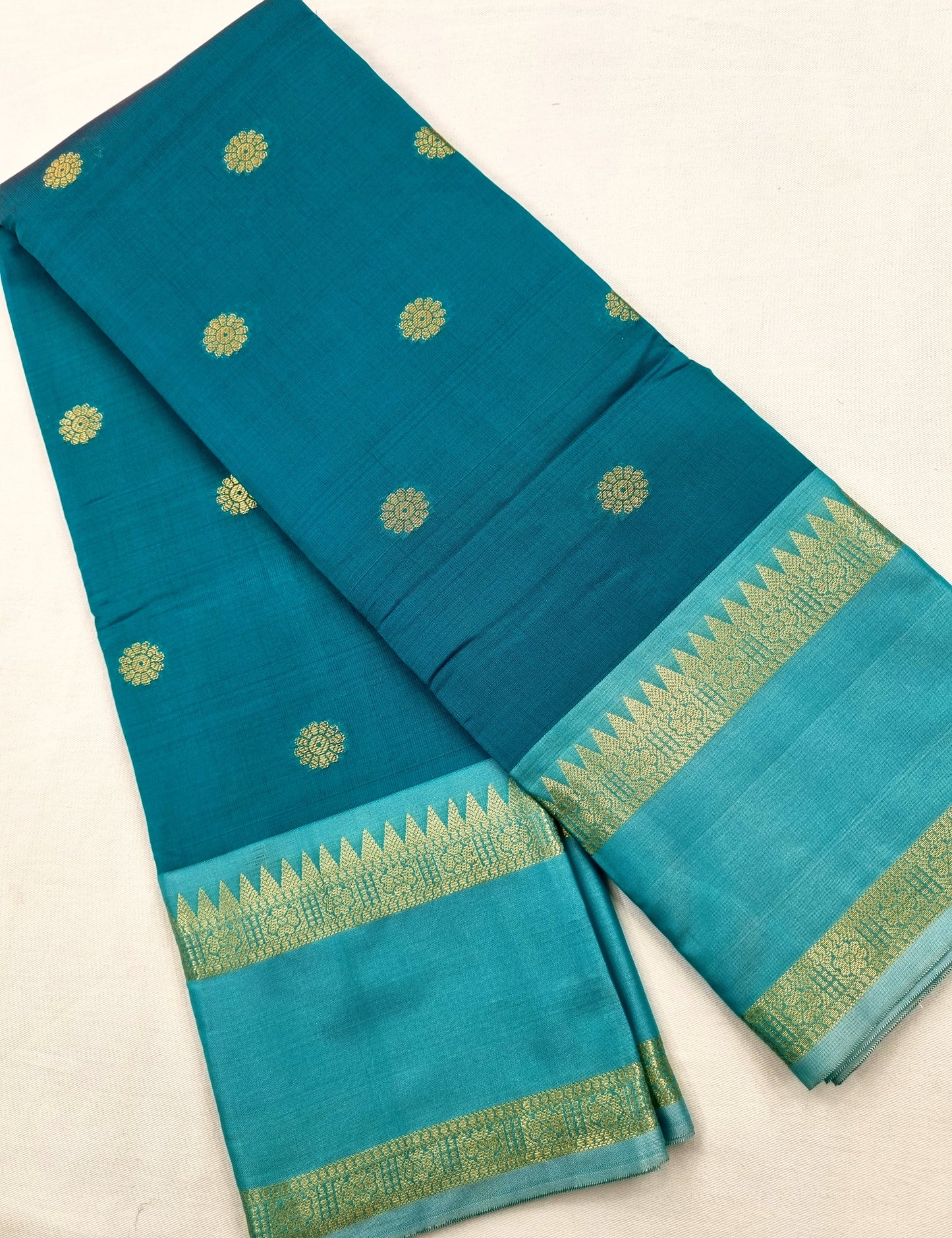 Kanchipuram Blended Fancy Gap Border Silk Saree 003