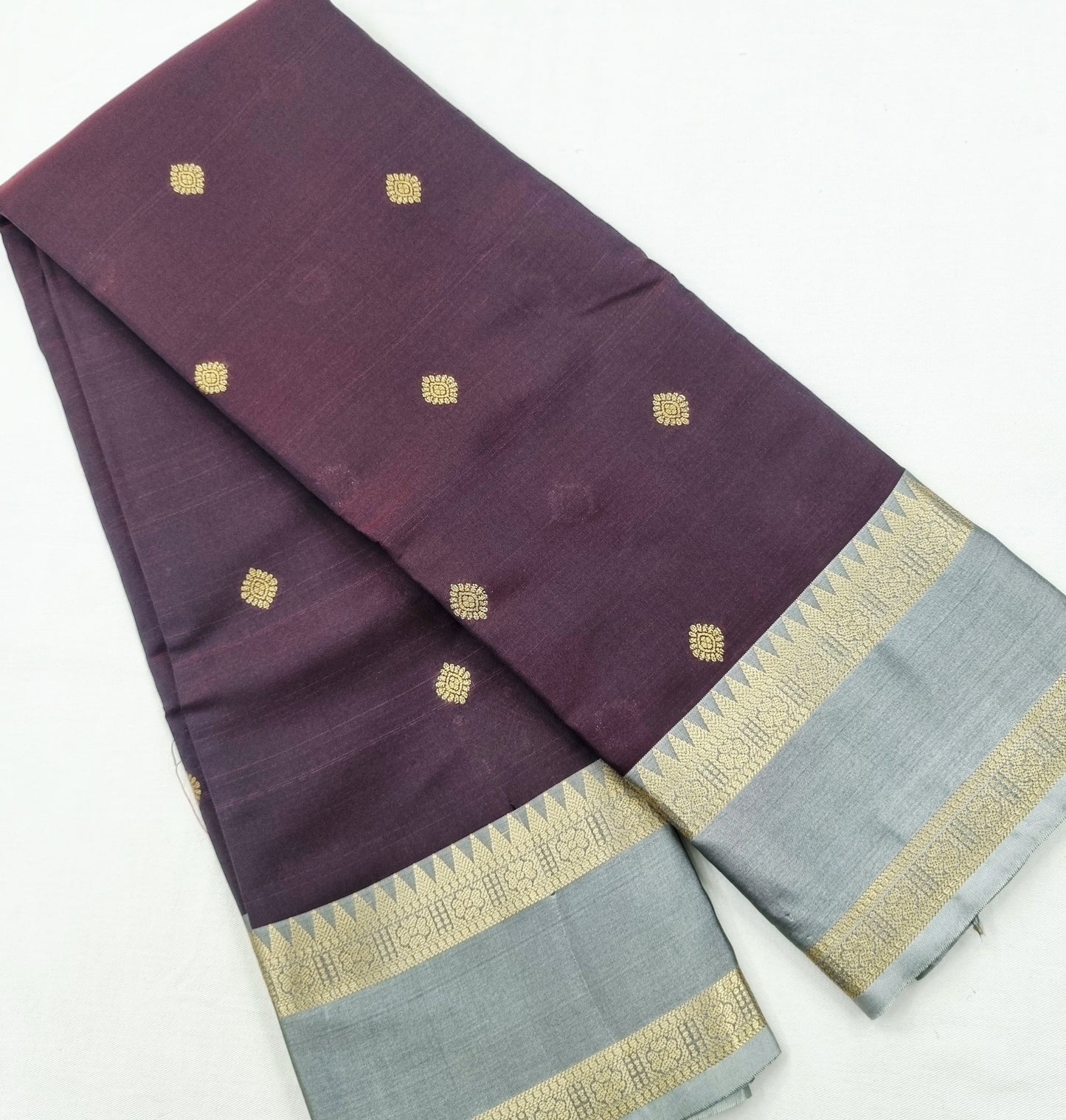 Kanchipuram Blended Fancy Gap Border Silk Saree 008