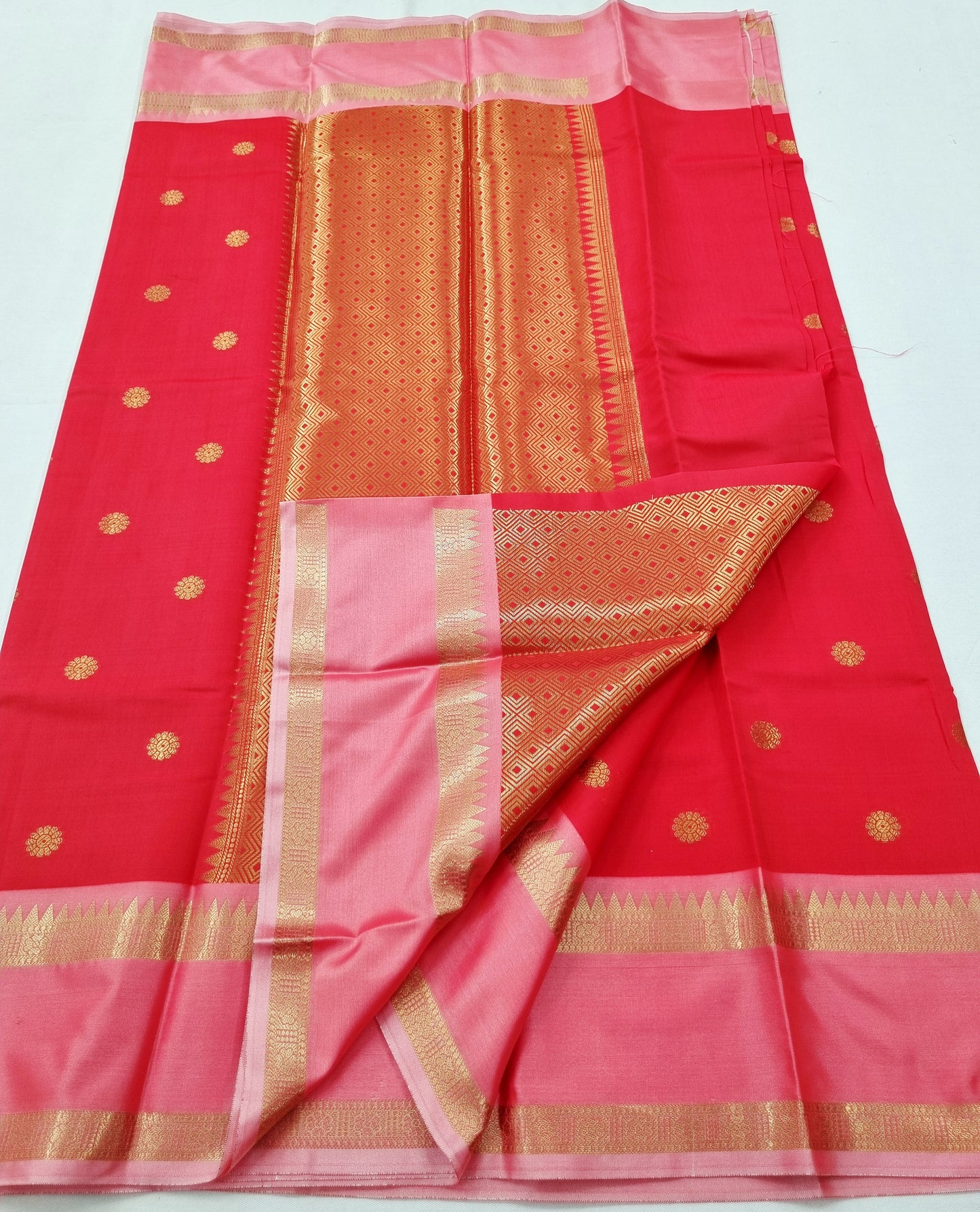 Kanchipuram Blended Fancy Gap Border Silk Saree 009