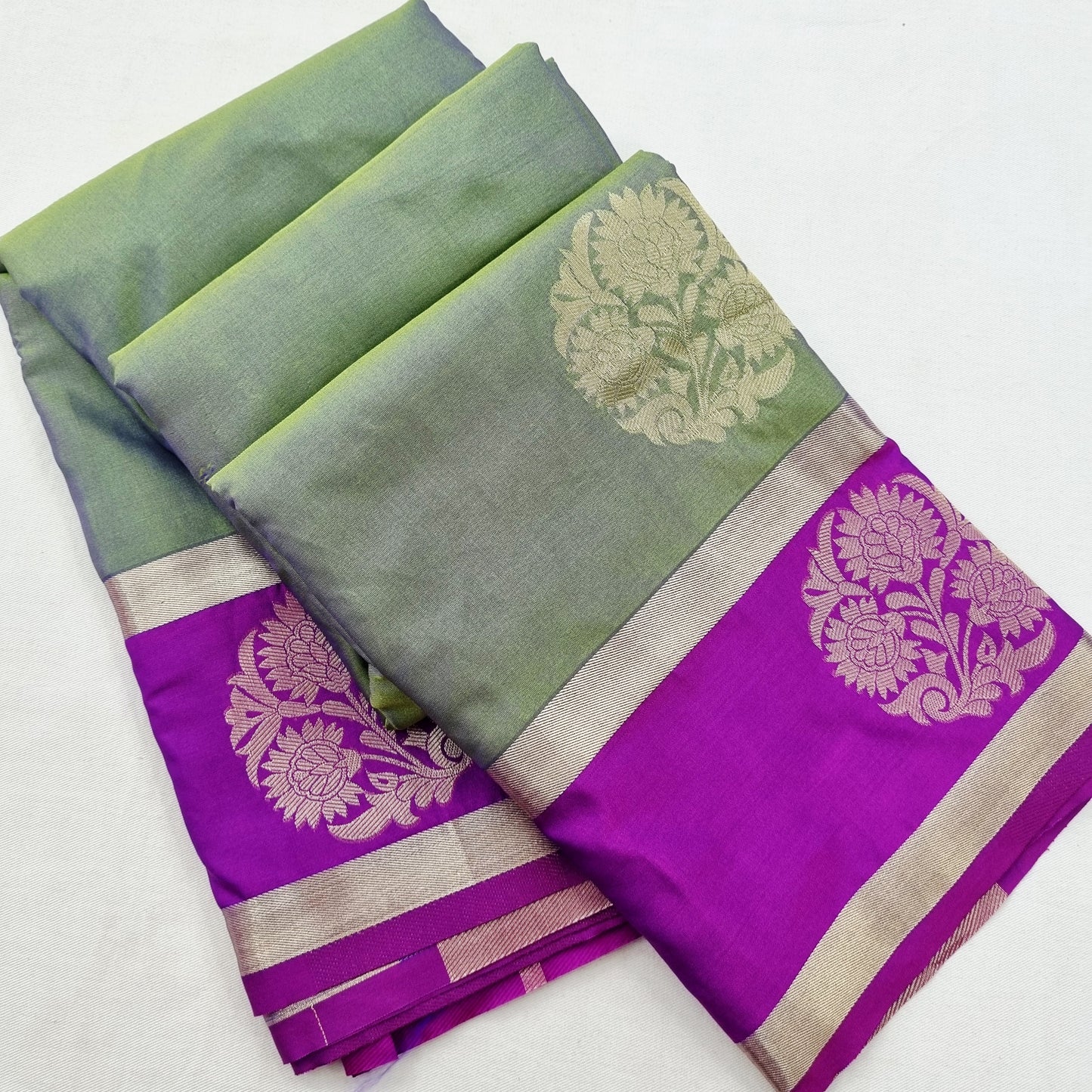 Kanchipuram Blended Fancy Butta Silk Saree 031