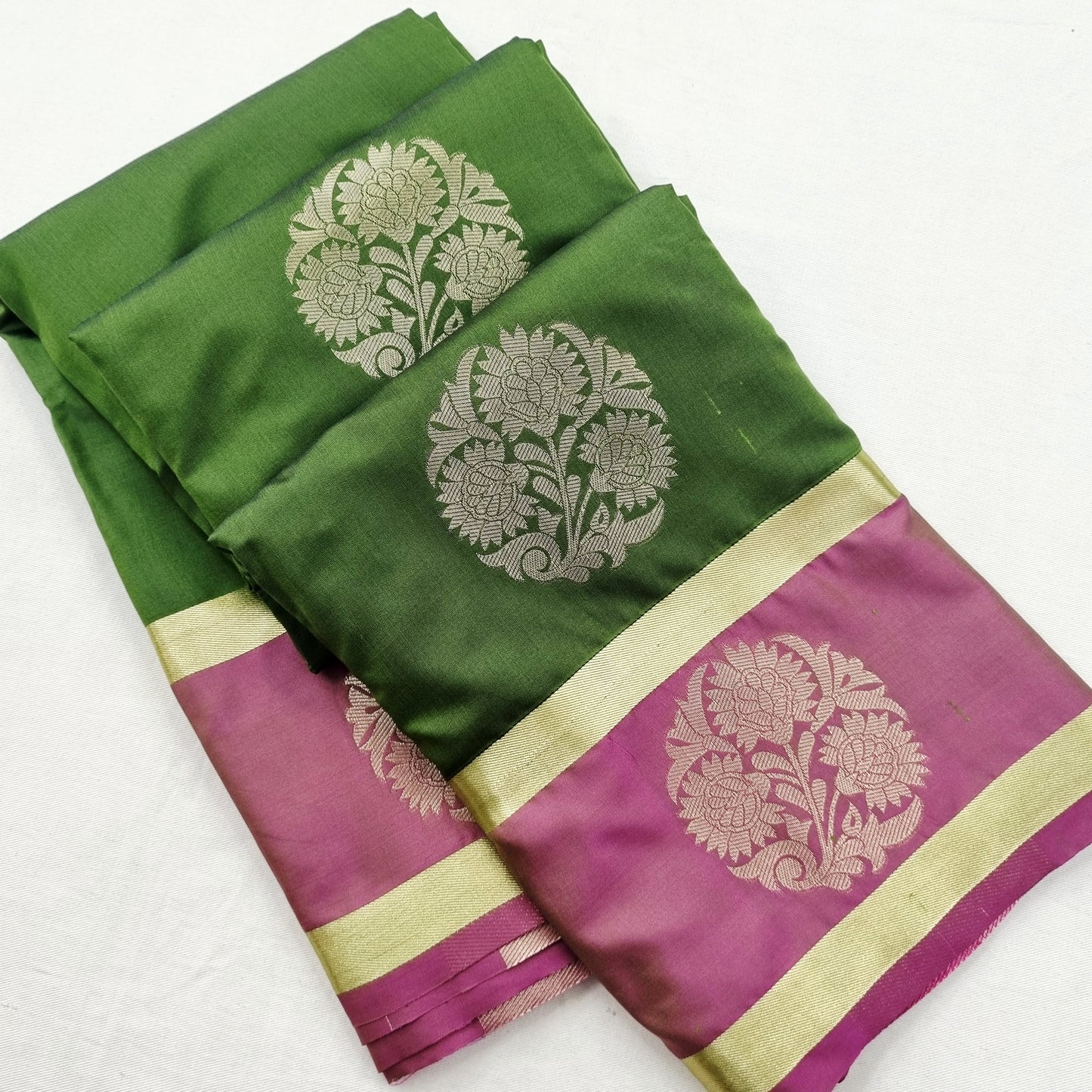 Kanchipuram Blended Fancy Butta Silk Saree 032