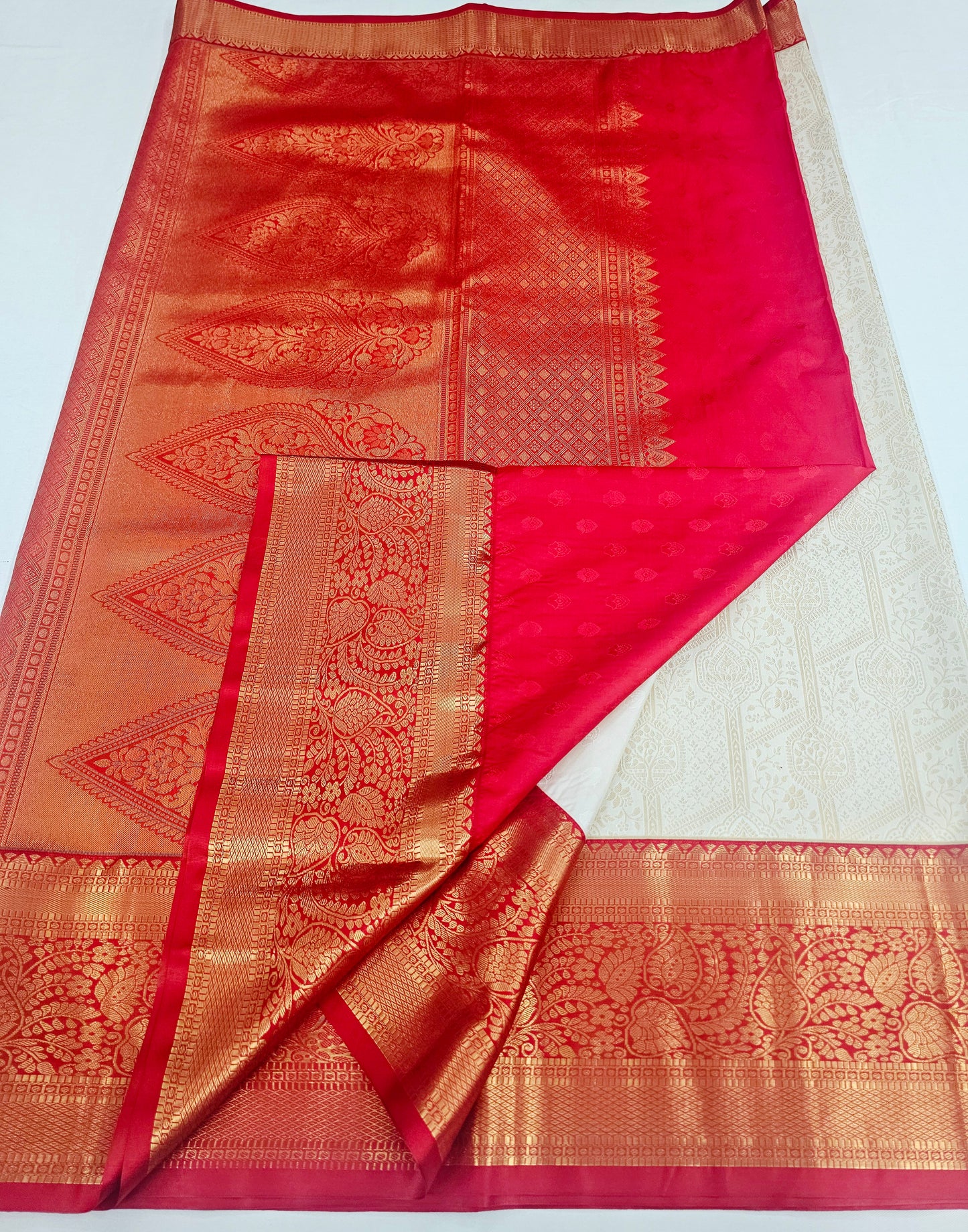 Kanchipuram Blended Korvai Bridal Silk Saree 260
