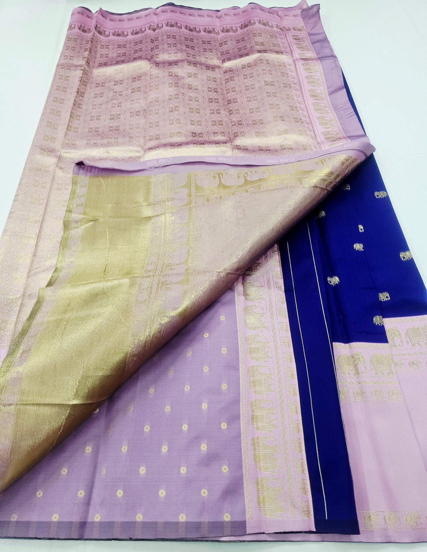 Kanchipuram Blended Fancy Korvai Silk Saree 008