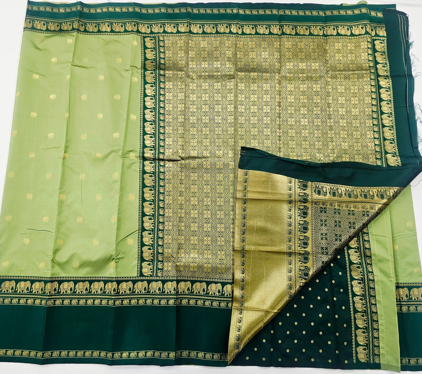 Kanchipuram Blended Fancy Korvai Silk Saree 010