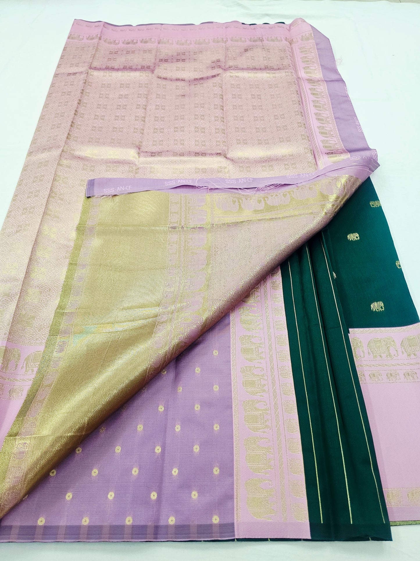 Kanchipuram Blended Fancy Korvai Silk Saree 011