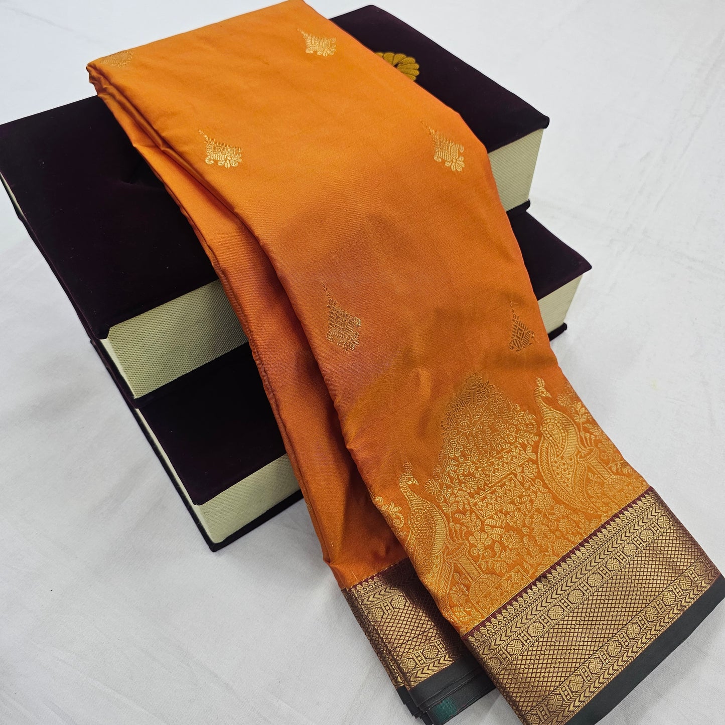 Kanchipuram Blended Fancy Butta Silk Saree 061