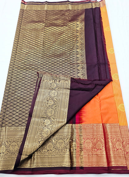 Kanchipuram Blended Traditional Korvai Checked Silk Saree 005