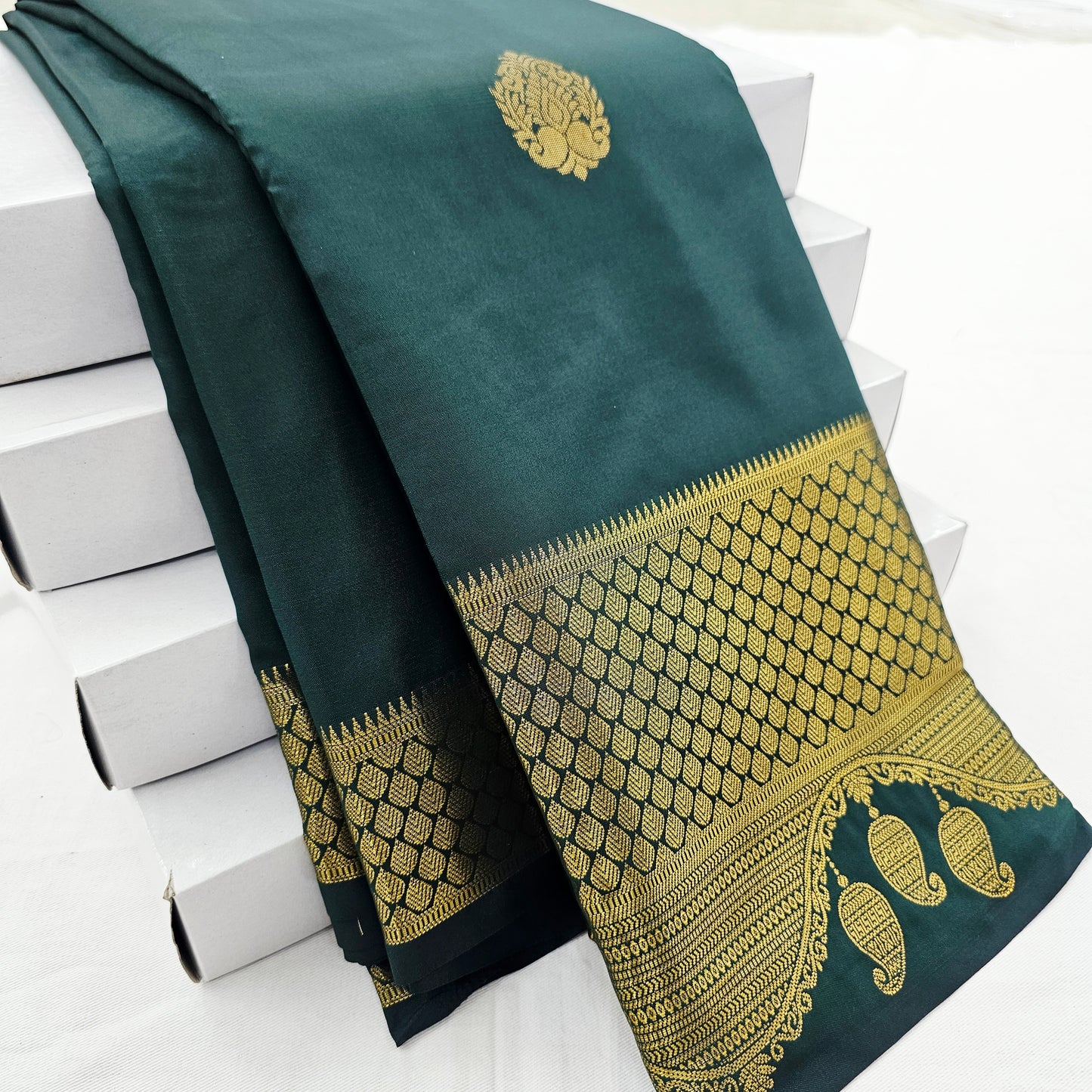 Kanchipuram Blended Self Butta Silk Saree 008