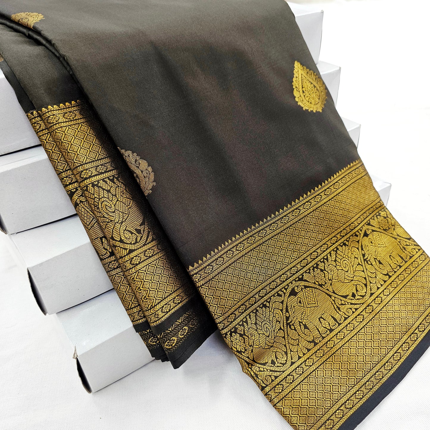 Kanchipuram Blended Self Butta Silk Saree 017