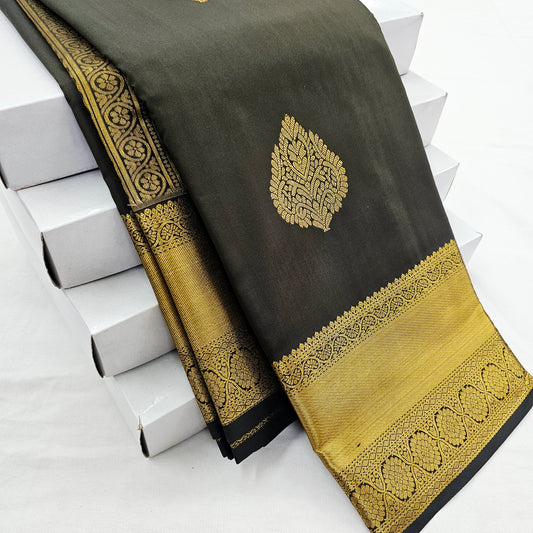 Kanchipuram Blended Self Butta Silk Saree 020 – Kanchipuram Lakshaya Silks