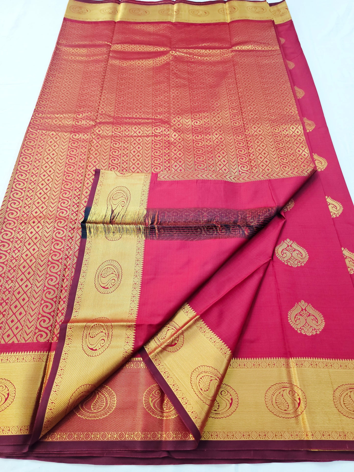 Kanchipuram Blended Self Butta Silk Saree 007