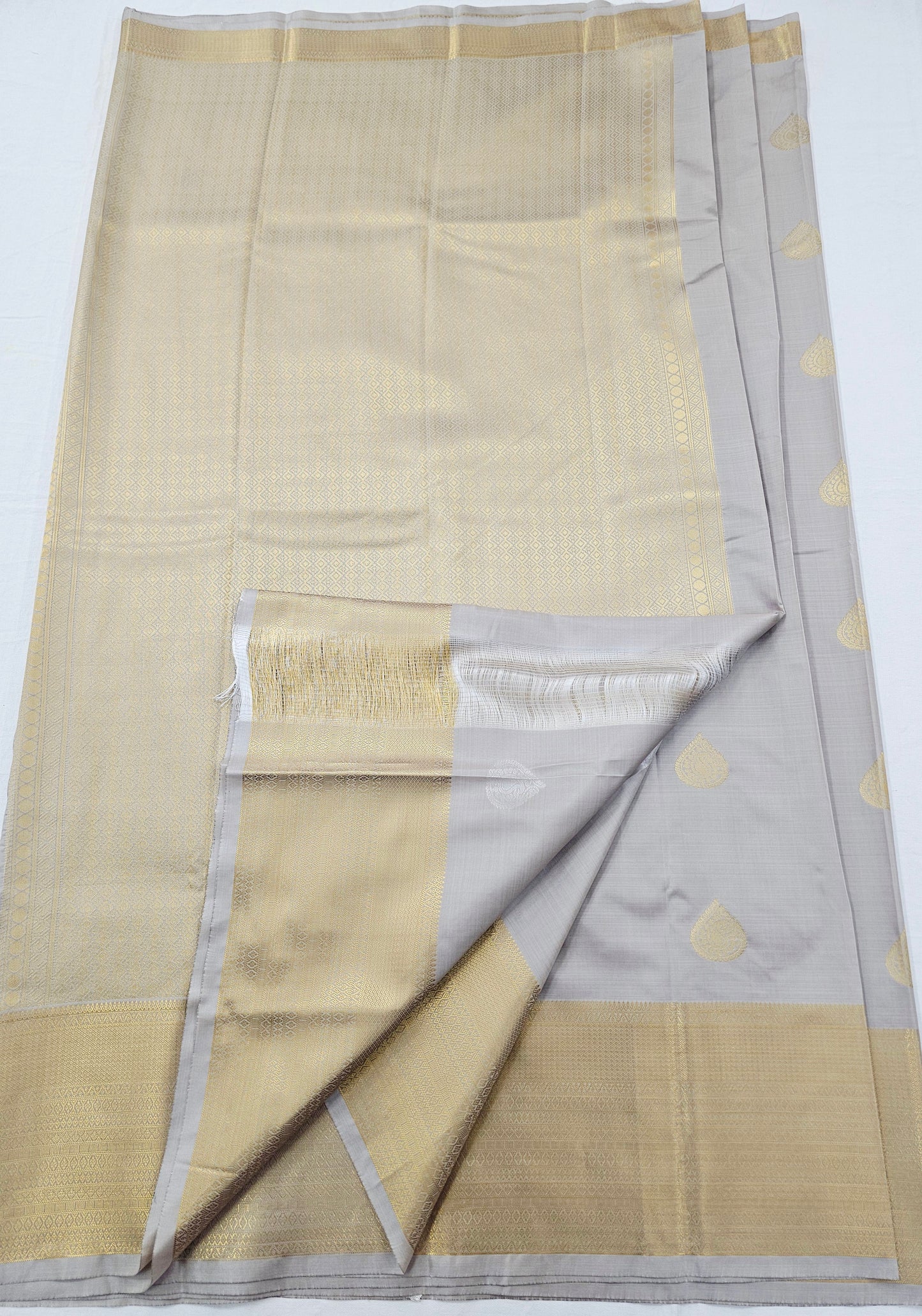Kanchipuram Blended Self Butta Silk Saree 015