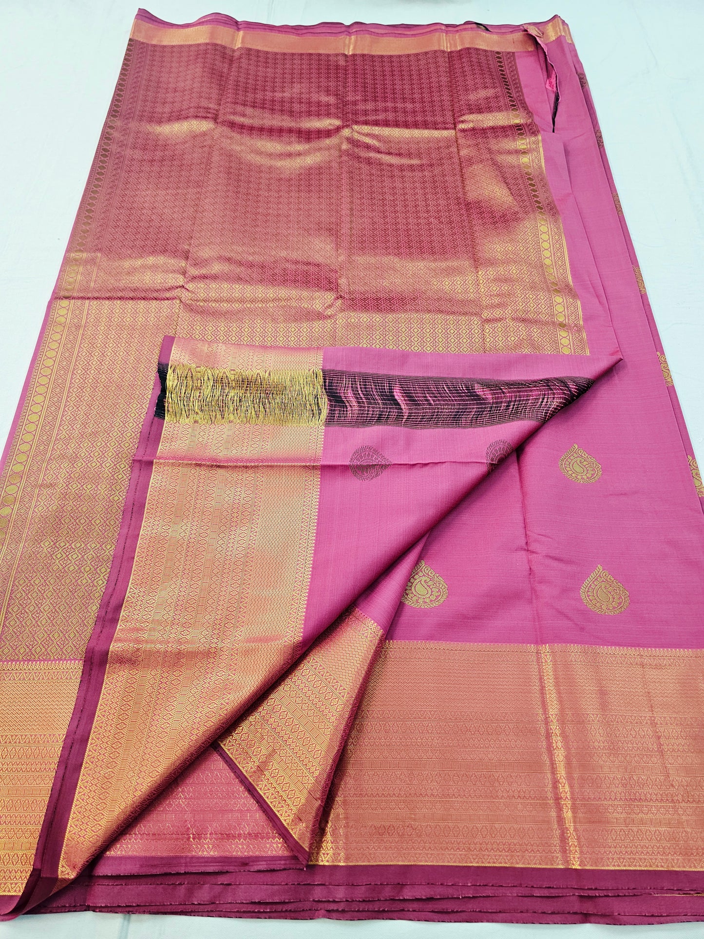 Kanchipuram Blended Self Butta Silk Saree 021