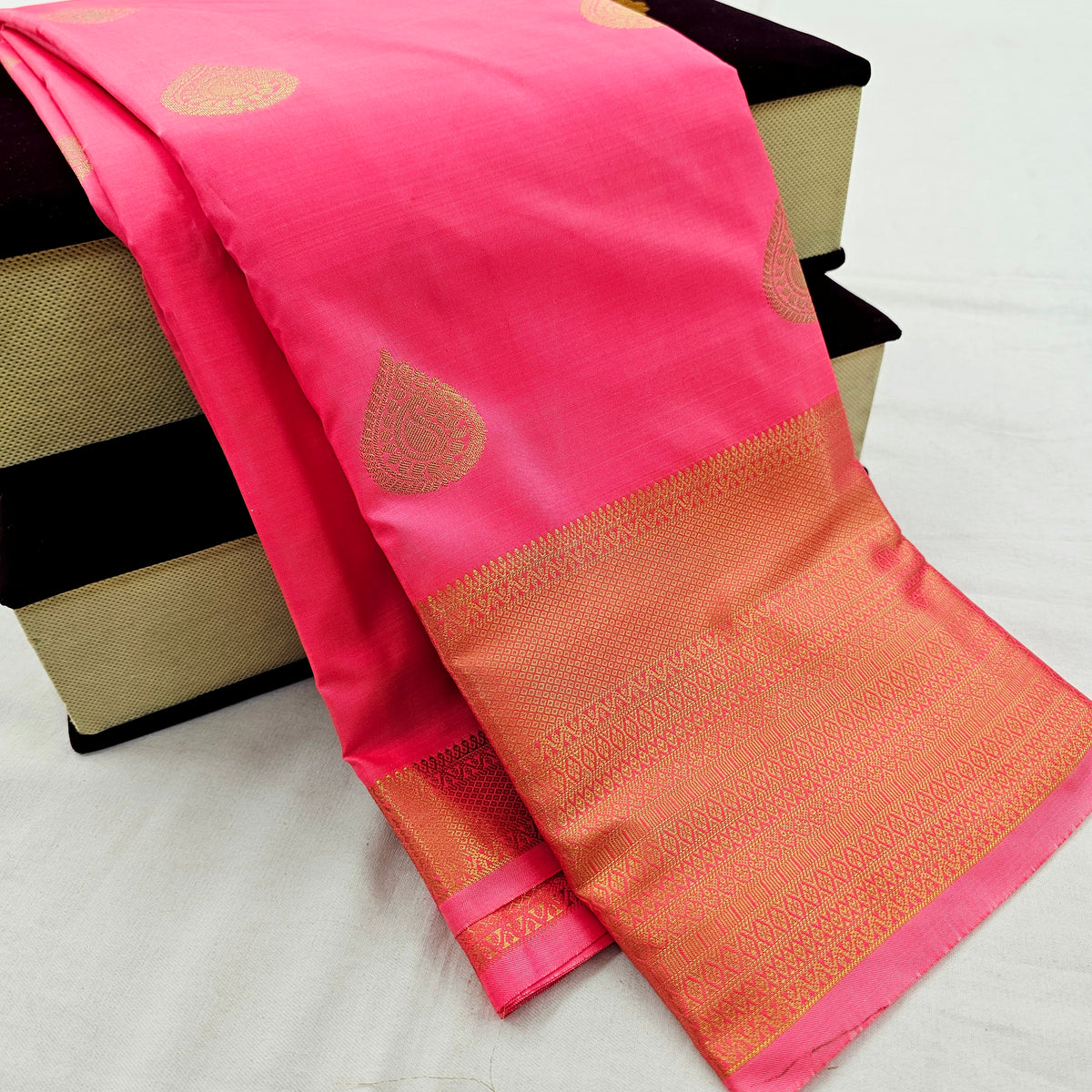 Kanchipuram Blended Fancy Self Butta Silk Saree 010