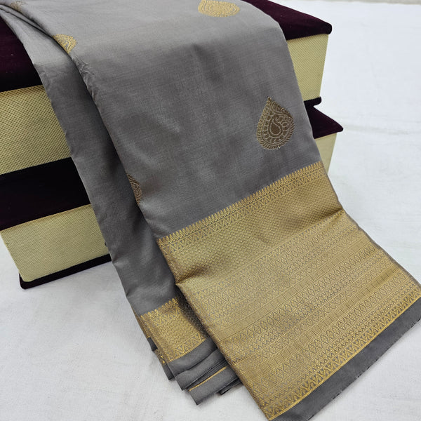 Kanchipuram Blended Fancy Self Butta Silk Saree 018