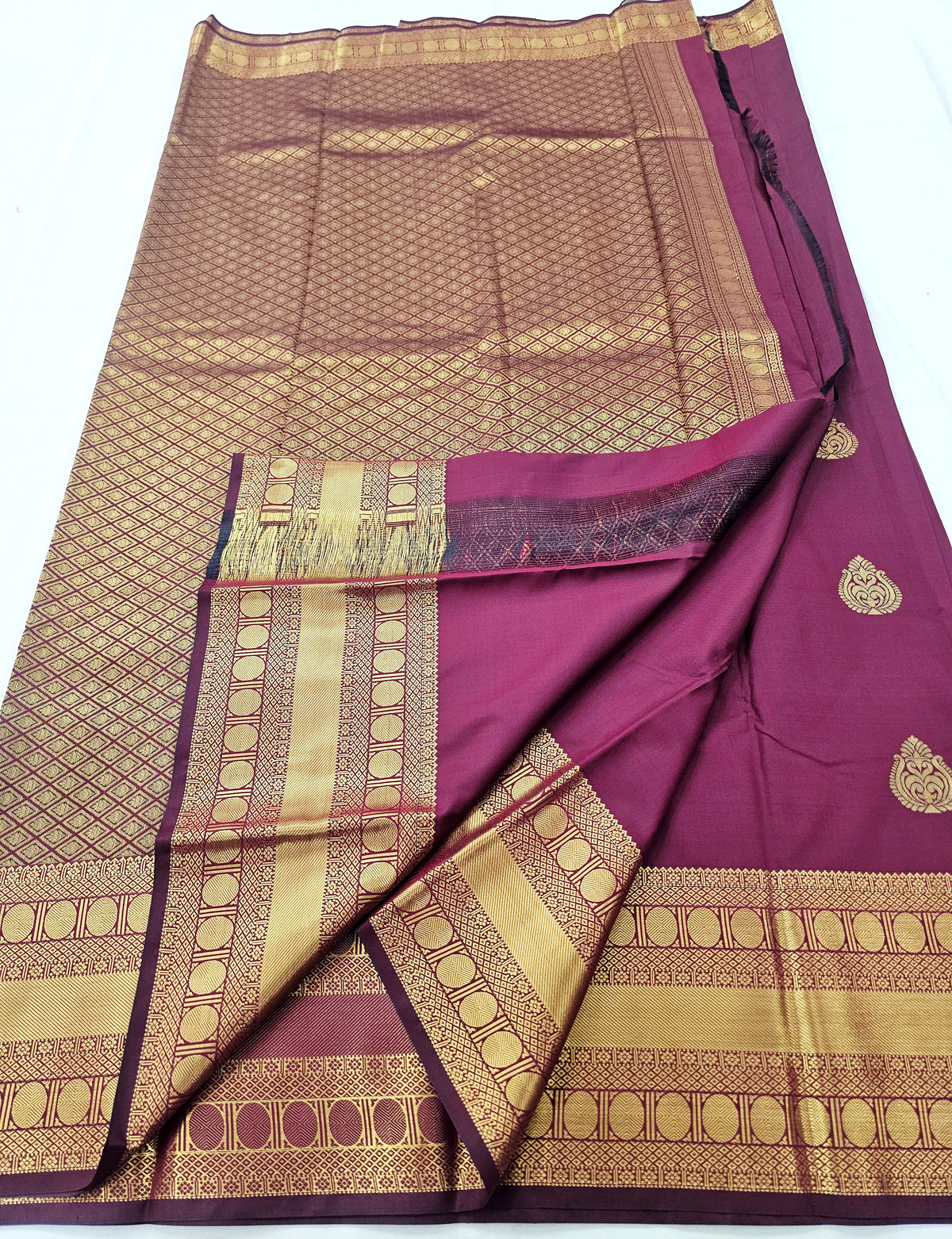 Kanchipuram Blended Fancy Self Butta Silk Saree 005