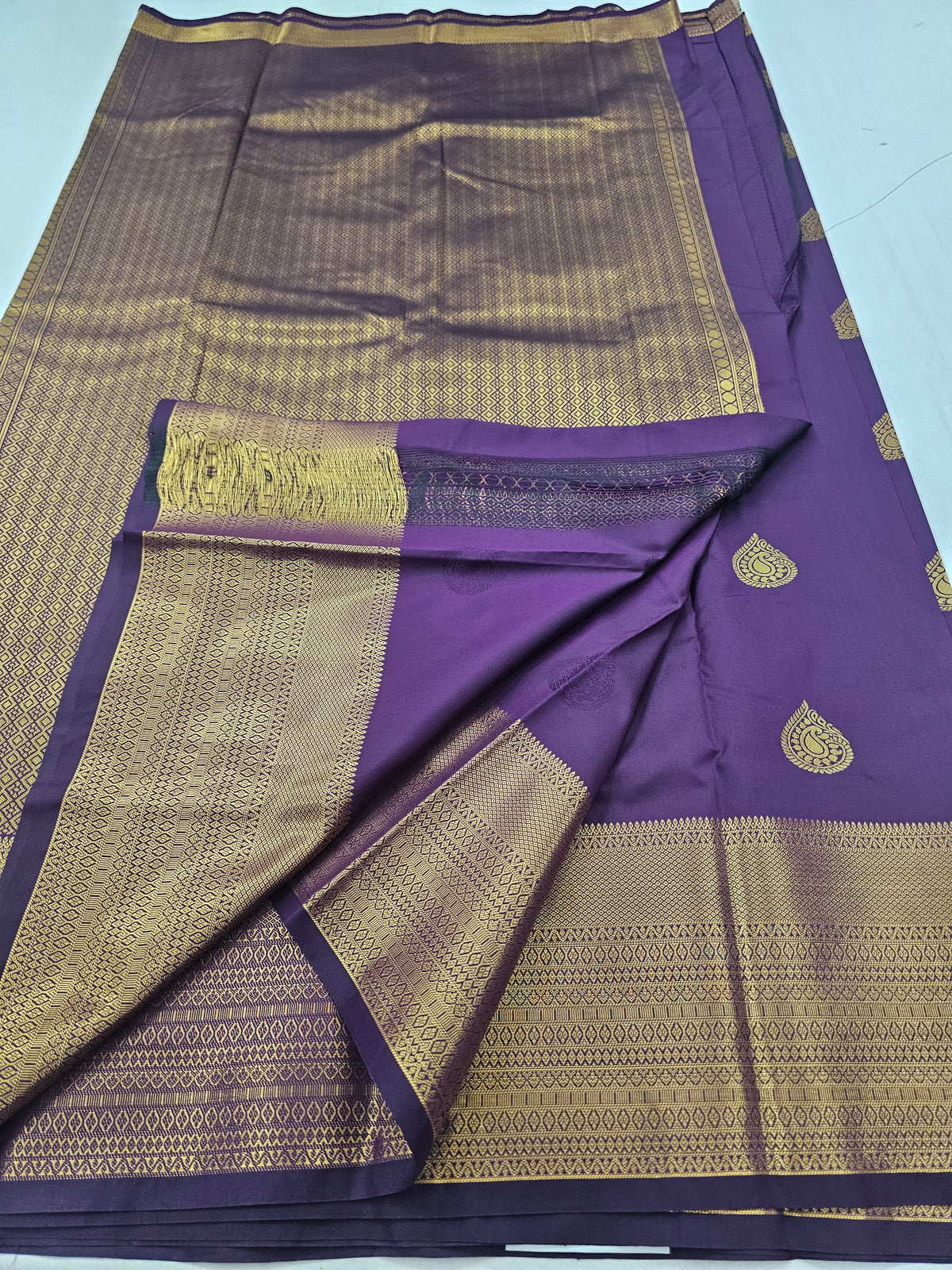 Kanchipuram Blended Fancy Self Butta Silk Saree 006