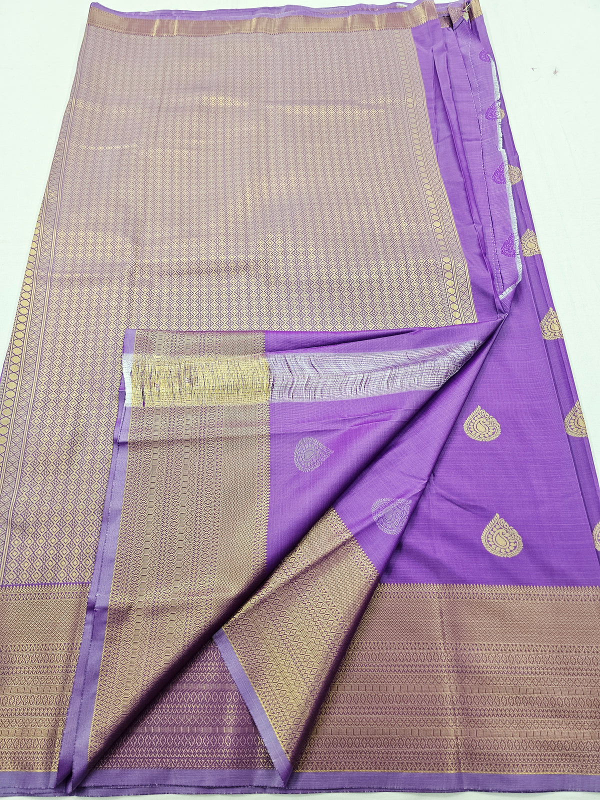 Kanchipuram Blended Fancy Self Butta Silk Saree 015