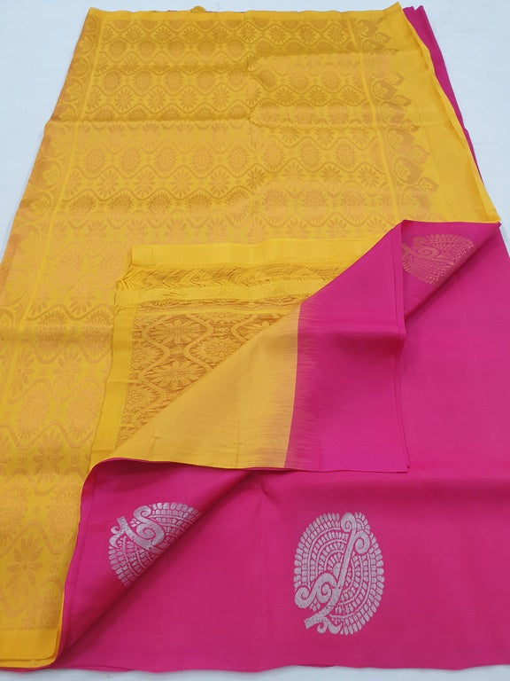 Purple Handwoven Soft Silk Saree With Mango Motifs