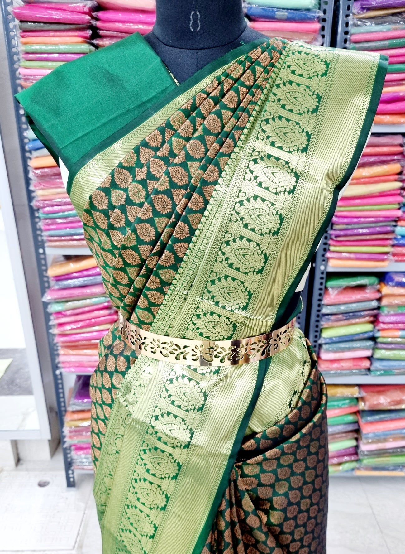 Zari Work Wedding Wear Kanchipuram Silk Sarees, With Blouse Piece at Rs 950  in Surat