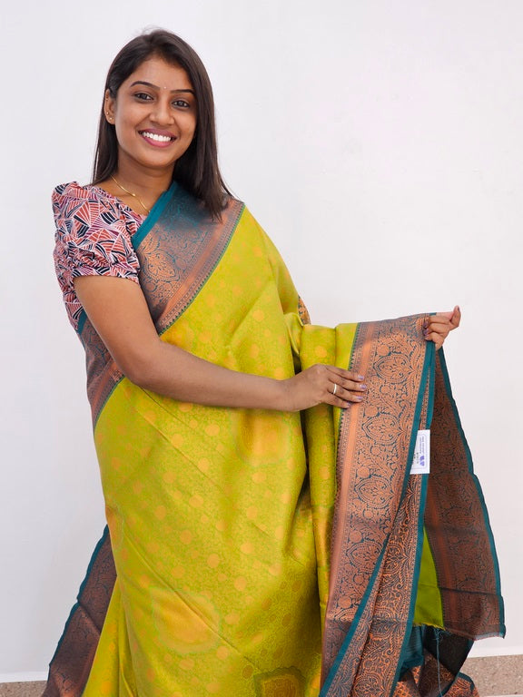 Kanchipuram Blended Mini Bridal silk Saree 068