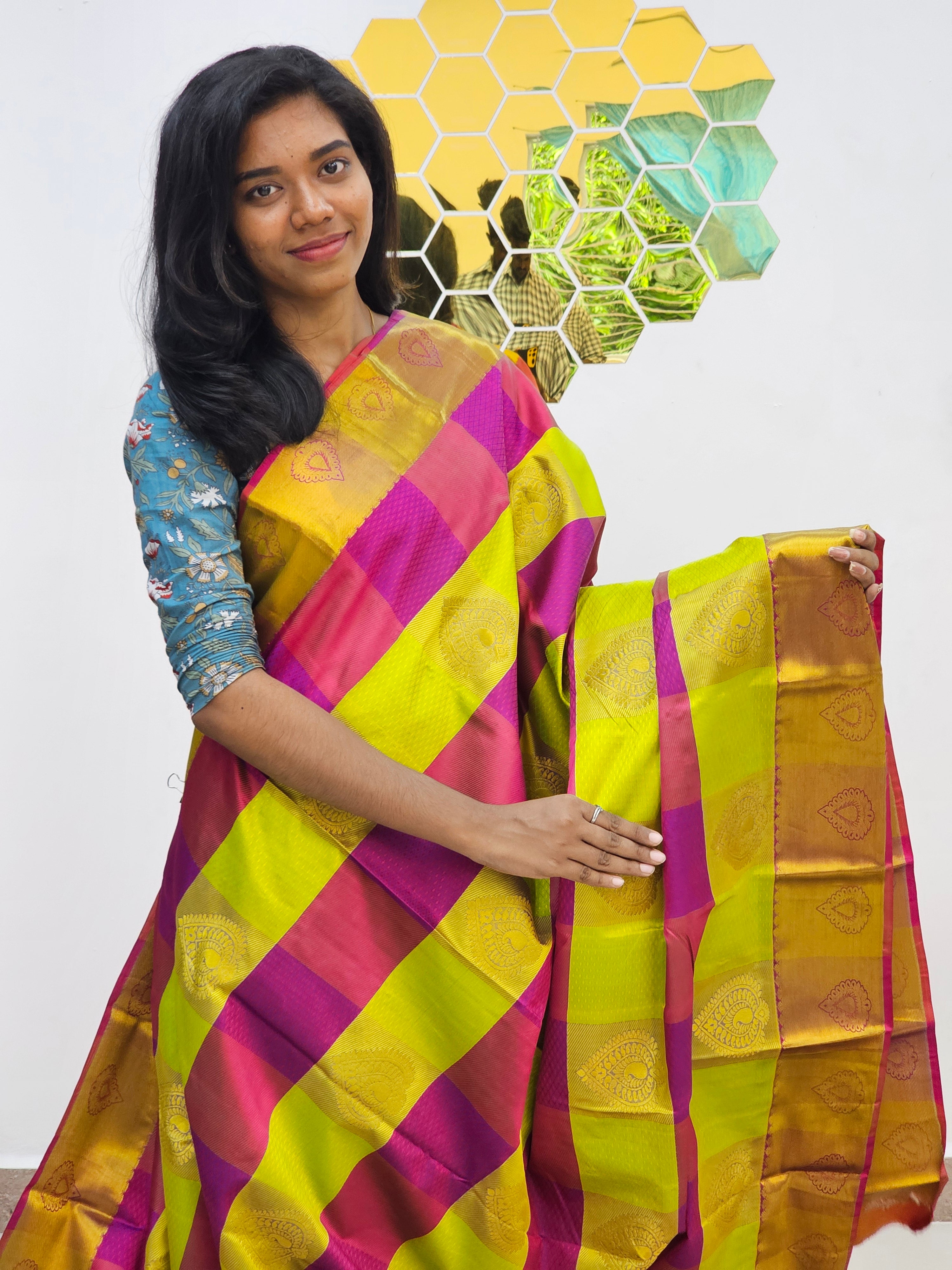 Kanchipuram Blended Elegant Silk Saree 004