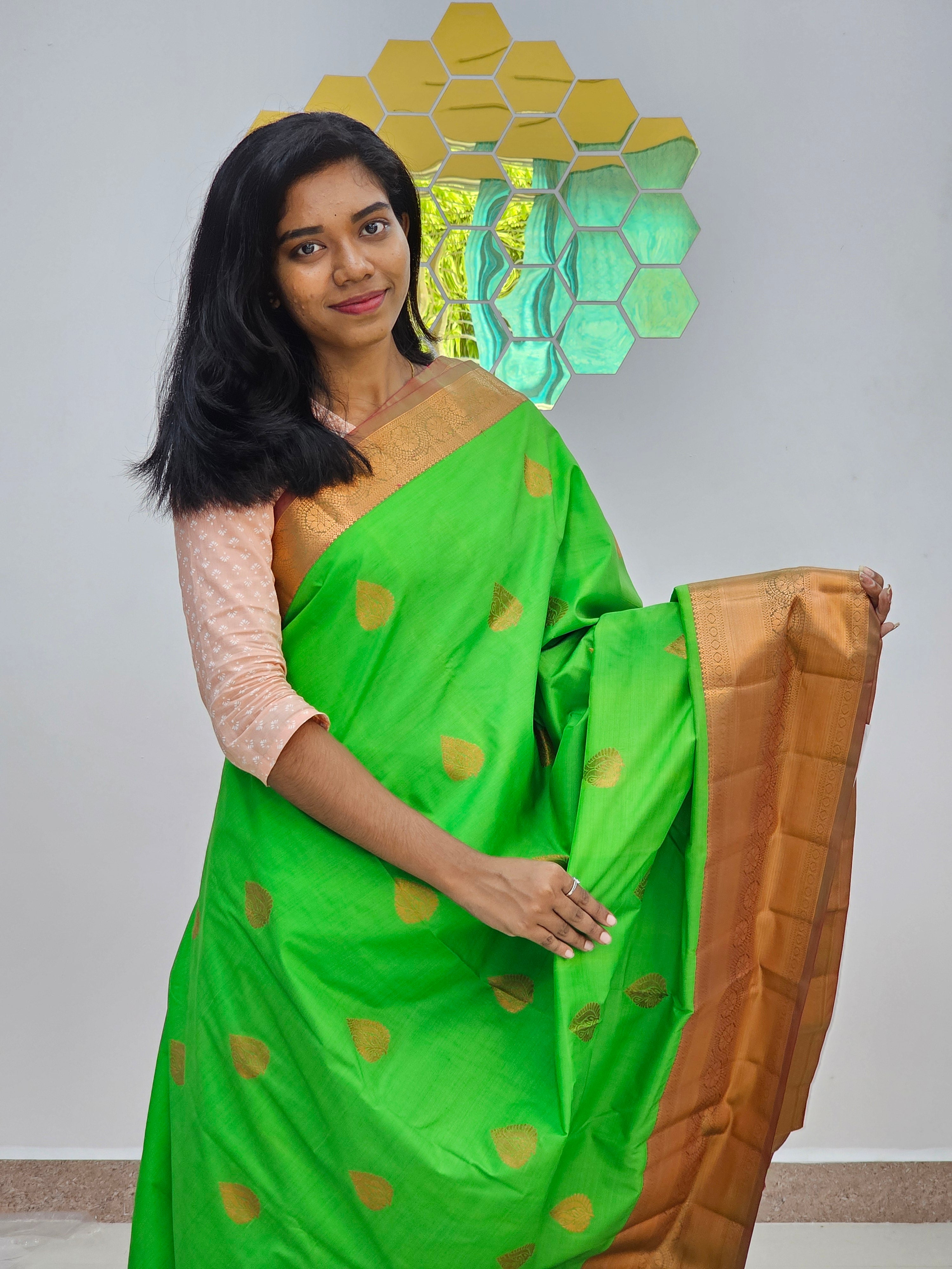 Kanchipuram Blended Fancy Butta Silk Sarees 013