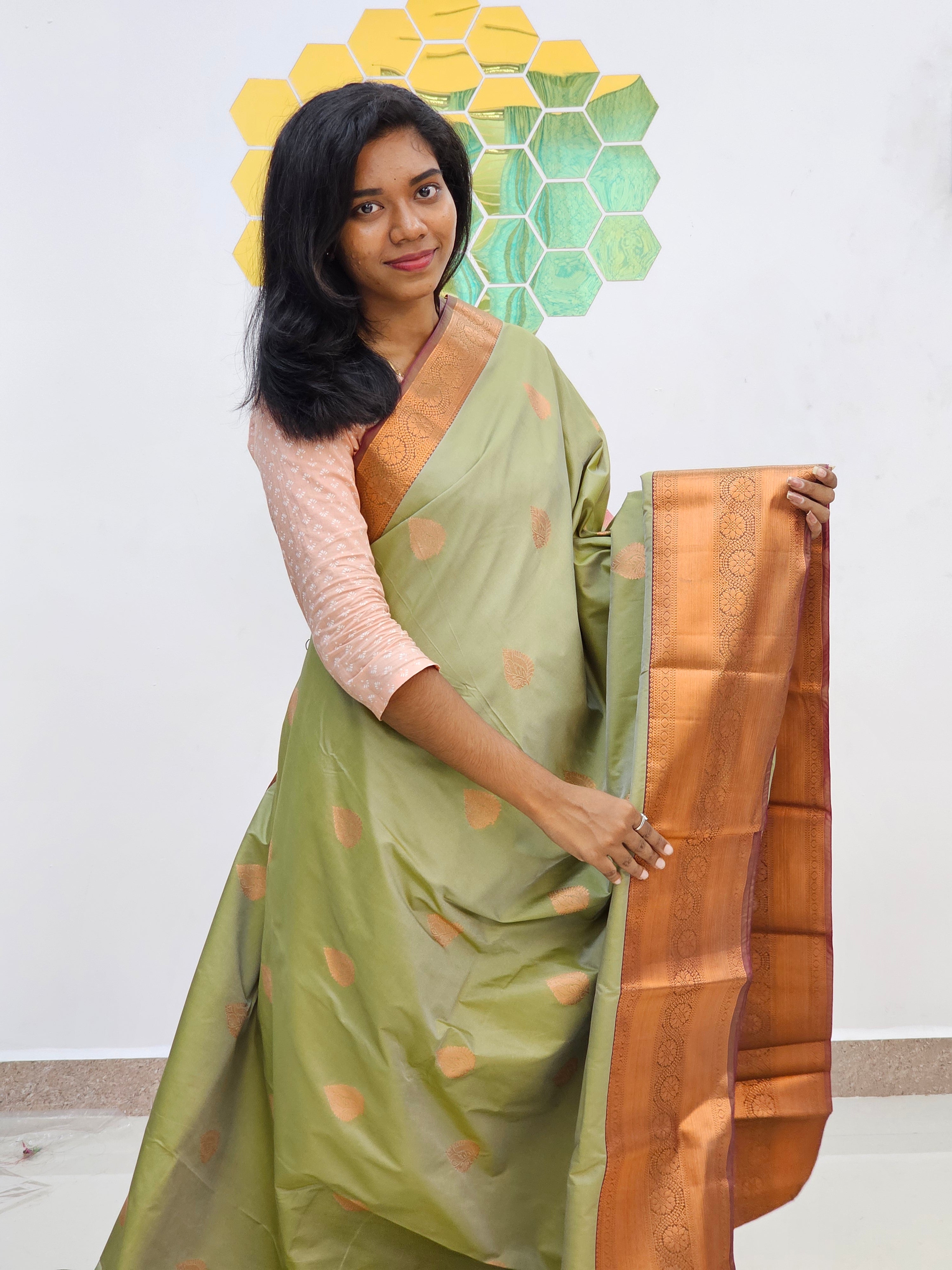 Kanchipuram Blended Fancy Butta Silk Sarees 022