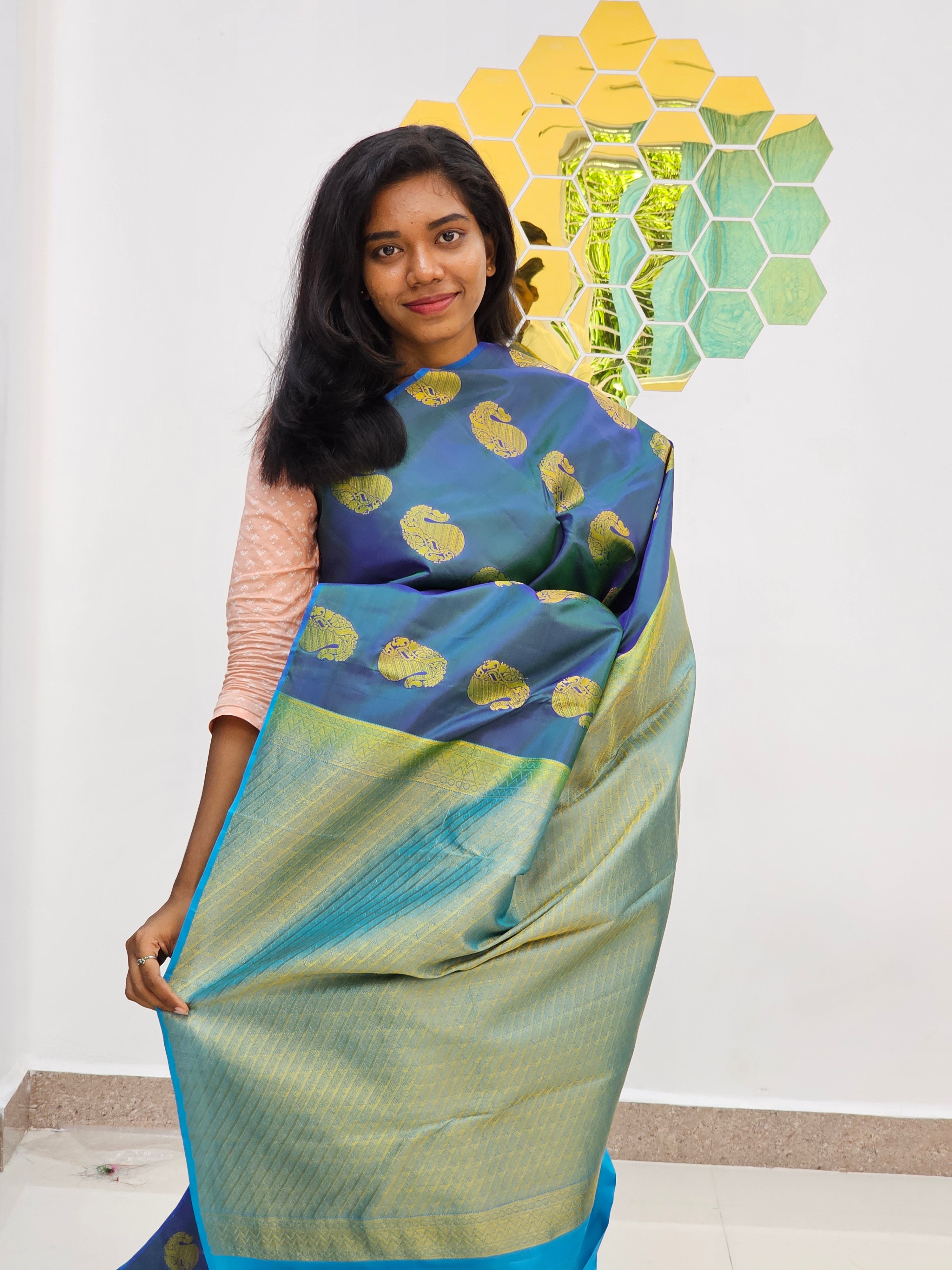 Kanchipuram Blended Fancy Butta Silk Sarees 043