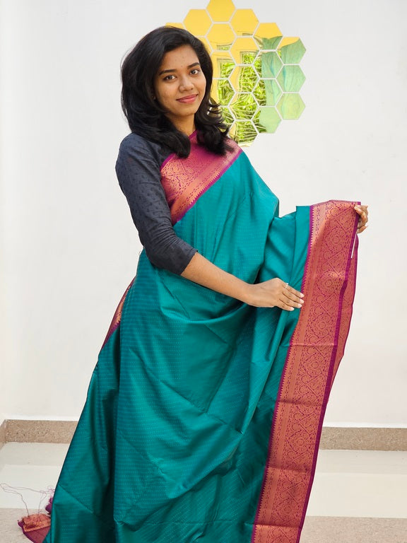 Kanchipuram Blended Korvai Silk Saree 807